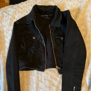 women’s black crop jacket